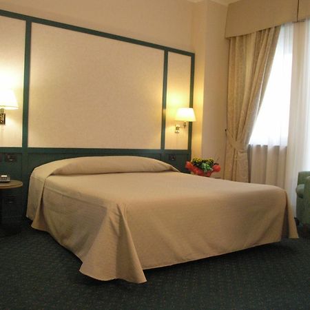 Hotel Smeraldo Torino מראה חיצוני תמונה