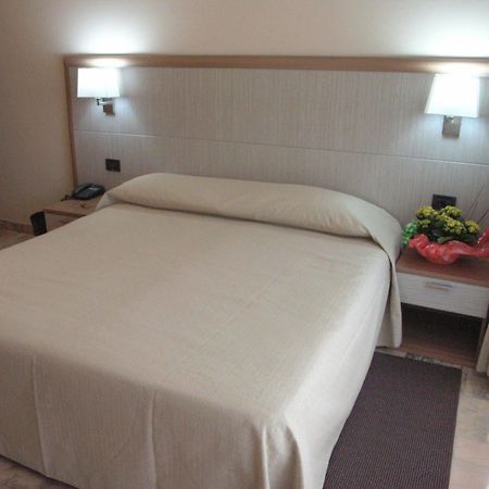 Hotel Smeraldo Torino מראה חיצוני תמונה