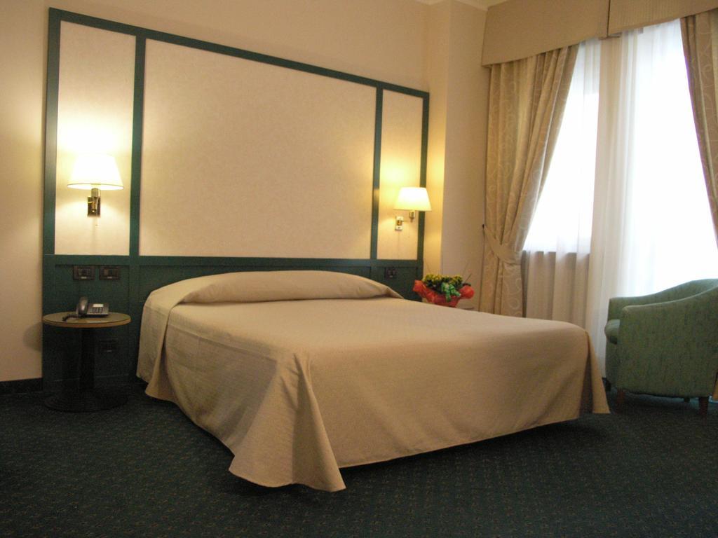 Hotel Smeraldo Torino מראה חיצוני תמונה